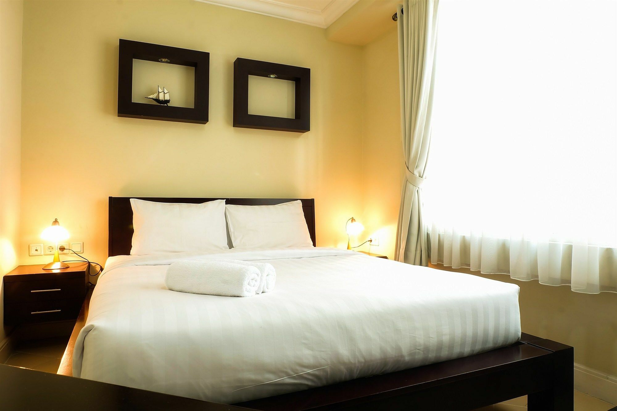 Exclusive 1 Bedroom Batavia By Travelio